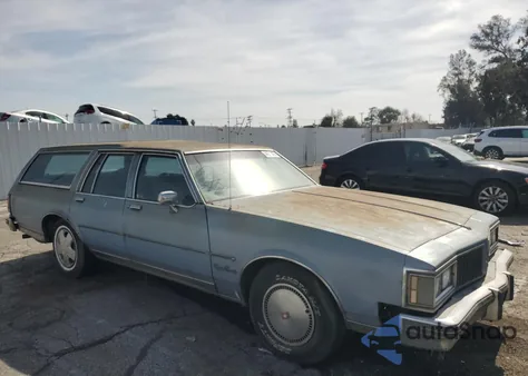 1984 Oldsmobile Custom Cruiser from USA, damaged, VIN 1G3AP35Y4EX341416